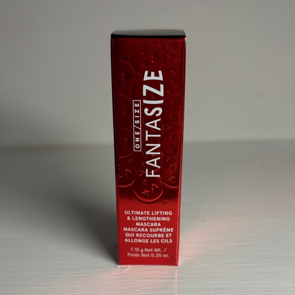 ONE/SIZE Fantasize Mascara in Bodacious Black - Travel Size 0.25 oz